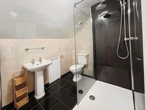 Photo 9- click for photo gallery